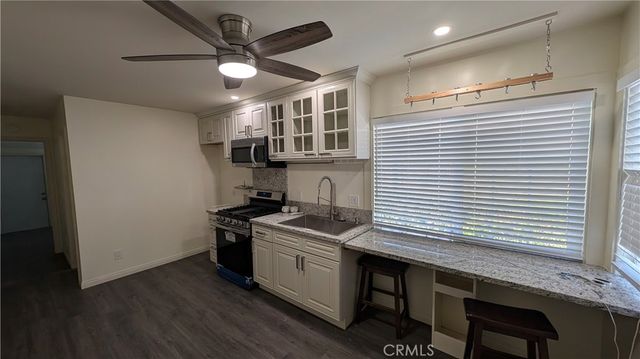 1526 E 9th Street, Long Beach, CA 90813
