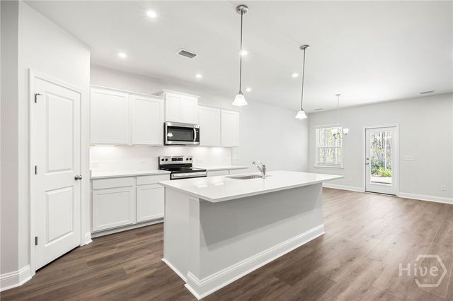 452 Monterey Loop, Richmond Hill, GA 31324