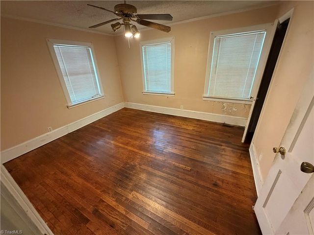 821 Holt Avenue, Greensboro, NC 27405