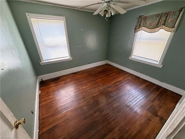 821 Holt Avenue, Greensboro, NC 27405