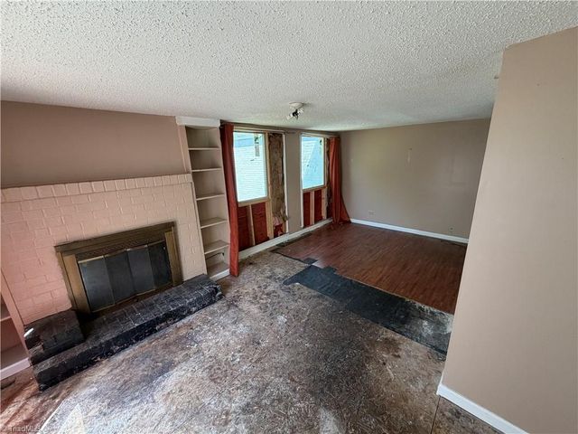 821 Holt Avenue, Greensboro, NC 27405
