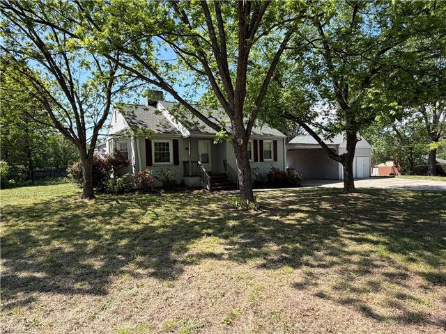 821 Holt Avenue, Greensboro, NC 27405