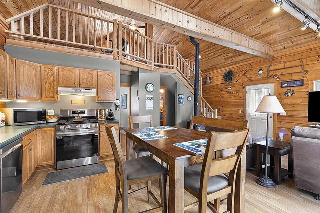 W7727 TRELLIS ROAD, Crivitz, WI 54114