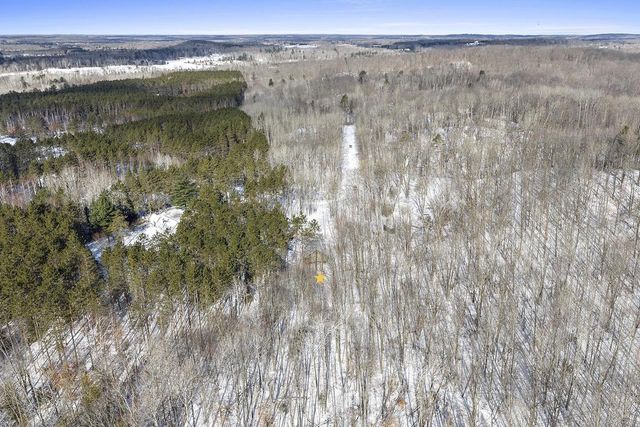 W7727 TRELLIS ROAD, Crivitz, WI 54114