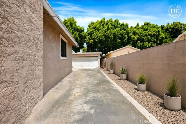 1911 W Palm, West Covina, CA 91790