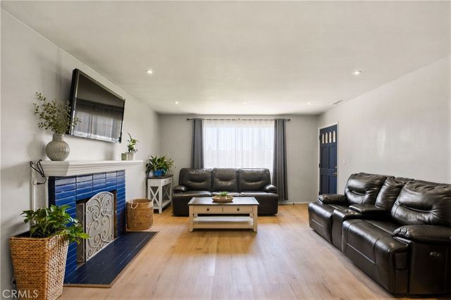 1911 W Palm, West Covina, CA 91790