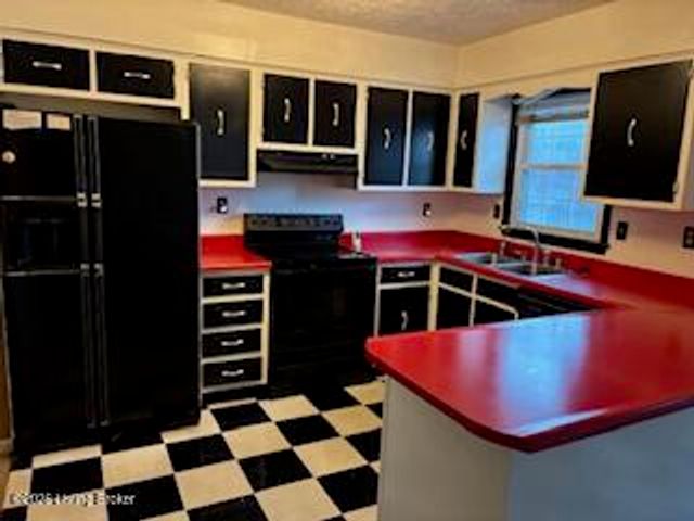 3902 Bristol Oaks Dr, Jeffersontown, KY 40299