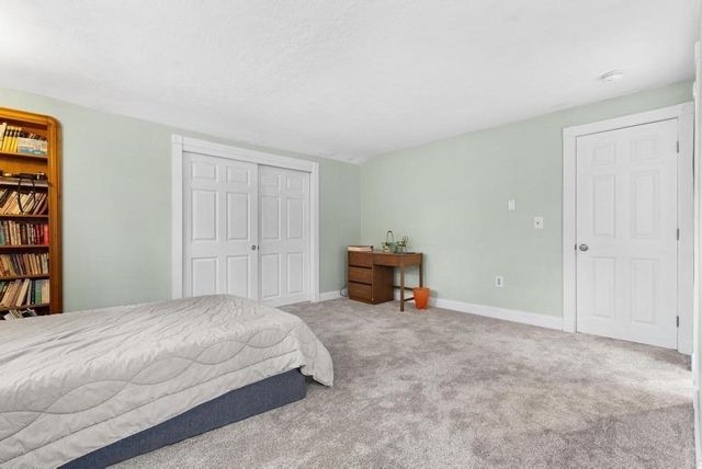 95 Bellflower Rd, Billerica, MA 01821