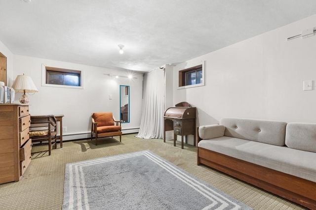 95 Bellflower Rd, Billerica, MA 01821