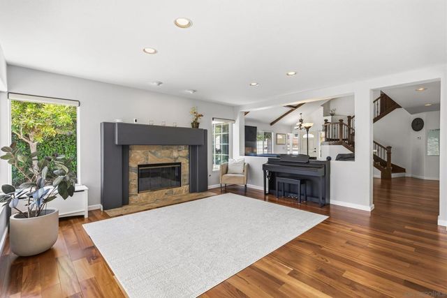 10883 Portobelo Dr., San Diego, CA 92124