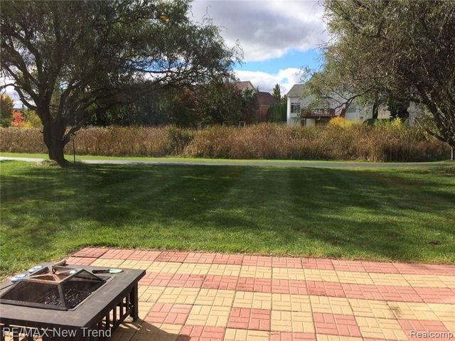 2315 Boulder Ridge Boulevard, Ann Arbor, MI 48103