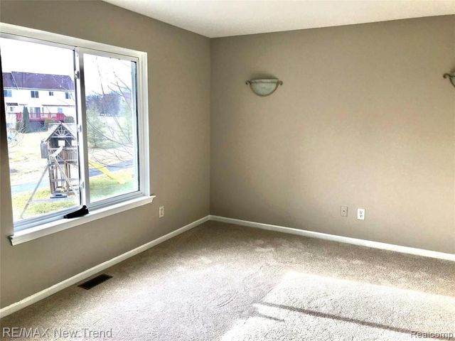 2315 Boulder Ridge Boulevard, Ann Arbor, MI 48103