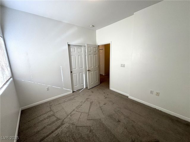 9303 Gilcrease Avenue 1048, Las Vegas, NV 89149