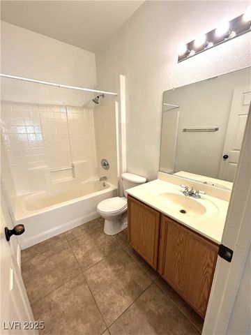 9303 Gilcrease Avenue 1048, Las Vegas, NV 89149