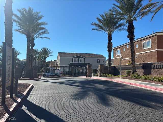 9303 Gilcrease Avenue 1048, Las Vegas, NV 89149