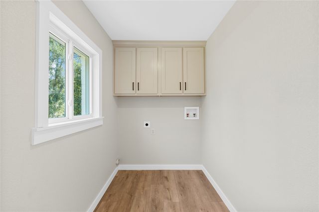115 N Emberwood Drive, Robinson, TX 76706