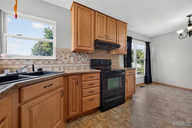 2245 Pinta Drive, Warrenton, MO 63383