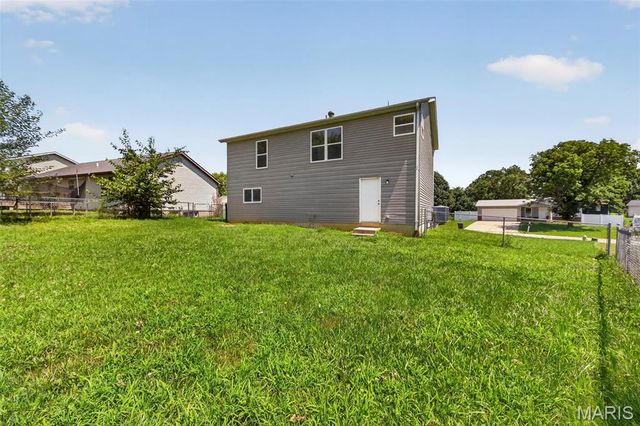 2245 Pinta Drive, Warrenton, MO 63383
