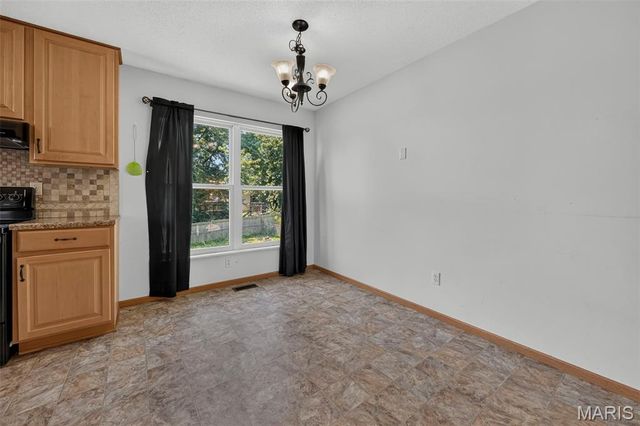2245 Pinta Drive, Warrenton, MO 63383