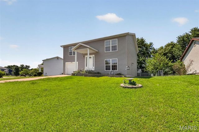 2245 Pinta Drive, Warrenton, MO 63383