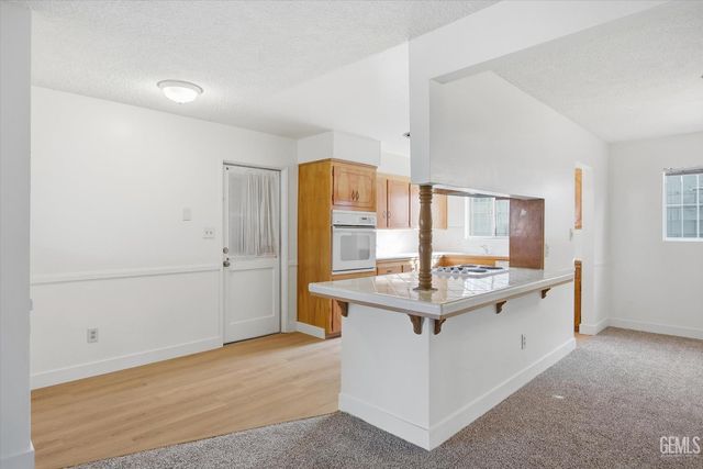 2704 Hallisey Street, Bakersfield, CA 93309