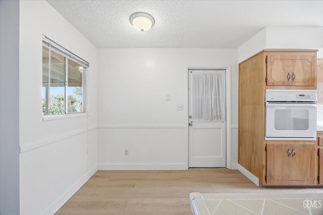 2704 Hallisey Street, Bakersfield, CA 93309