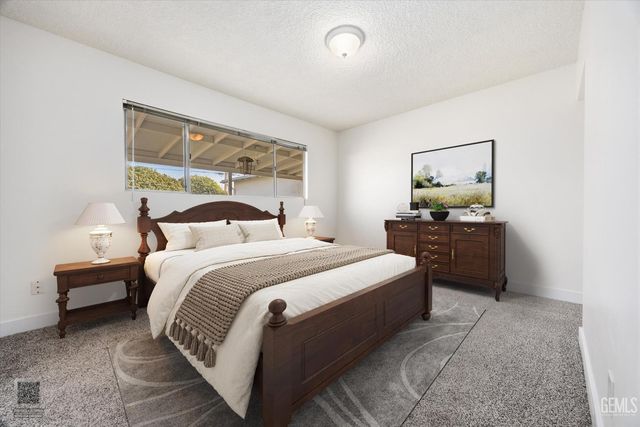 2704 Hallisey Street, Bakersfield, CA 93309