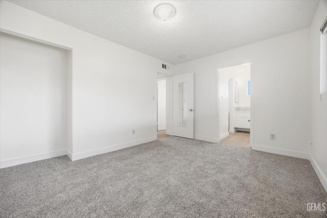 2704 Hallisey Street, Bakersfield, CA 93309