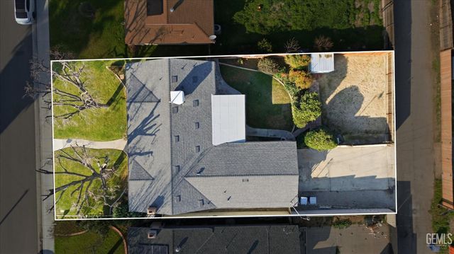 2704 Hallisey Street, Bakersfield, CA 93309