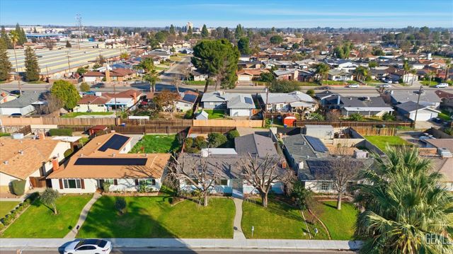 2704 Hallisey Street, Bakersfield, CA 93309