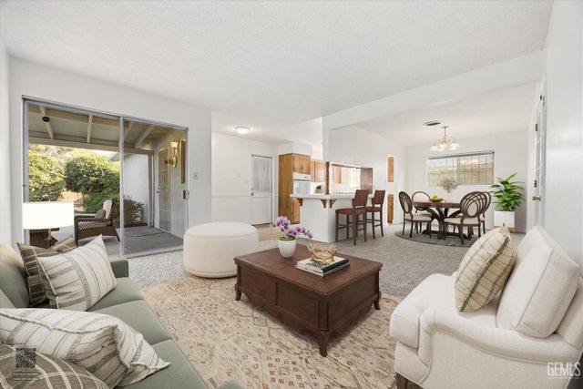 2704 Hallisey Street, Bakersfield, CA 93309