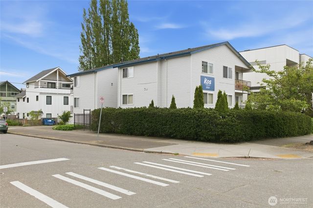 5816 14th Avenue NW, Seattle, WA 98107