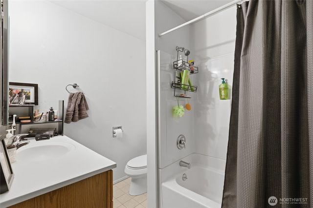 5816 14th Avenue NW, Seattle, WA 98107