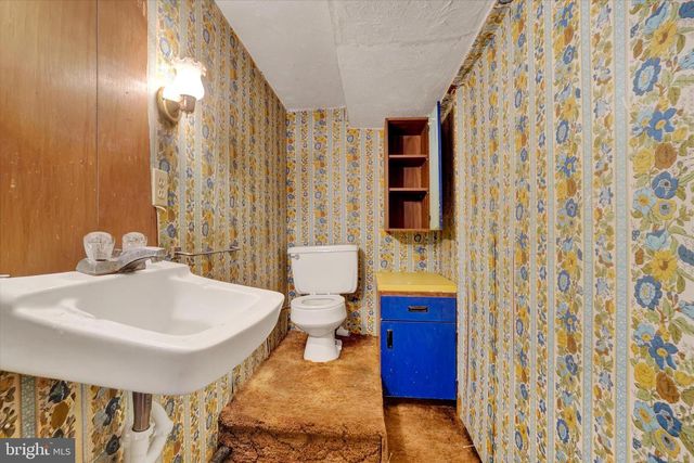2081 PARK ST, Dover, PA 17315