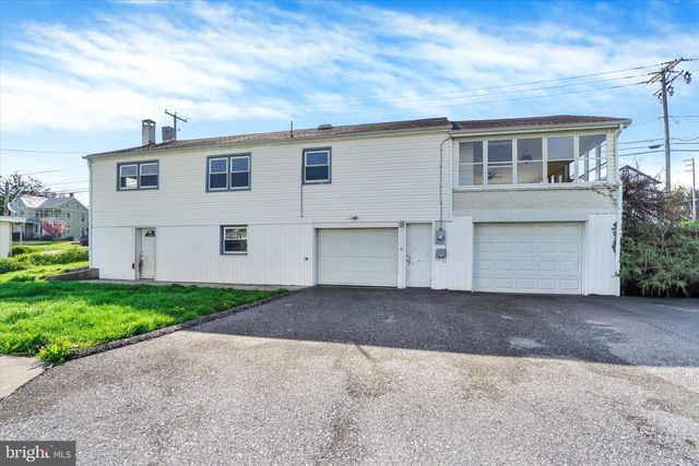 2081 PARK ST, Dover, PA 17315