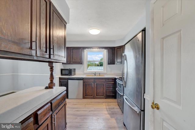 2081 PARK ST, Dover, PA 17315