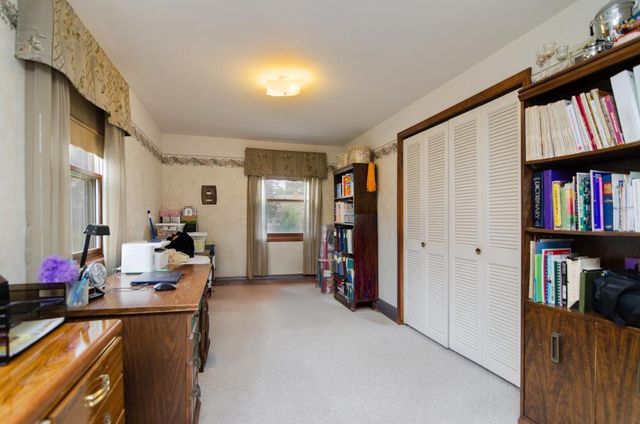 1266 SHADOW LANE, Green Bay, WI 54304