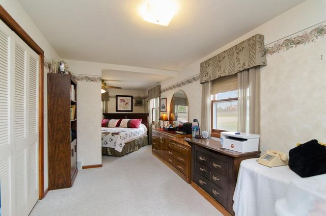 1266 SHADOW LANE, Green Bay, WI 54304