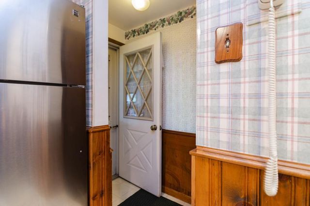 1266 SHADOW LANE, Green Bay, WI 54304