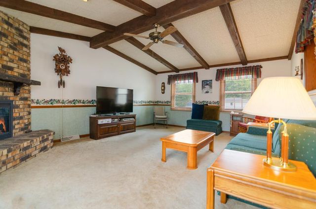 1266 SHADOW LANE, Green Bay, WI 54304