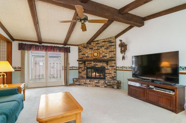 1266 SHADOW LANE, Green Bay, WI 54304