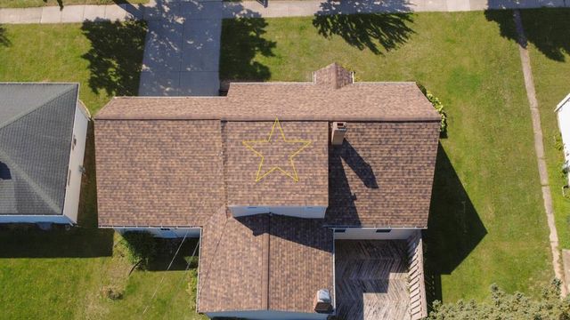 1266 SHADOW LANE, Green Bay, WI 54304