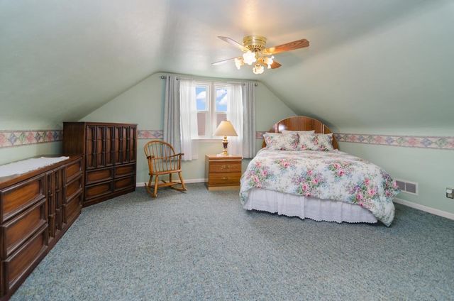 1266 SHADOW LANE, Green Bay, WI 54304