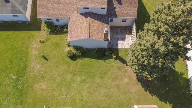 1266 SHADOW LANE, Green Bay, WI 54304
