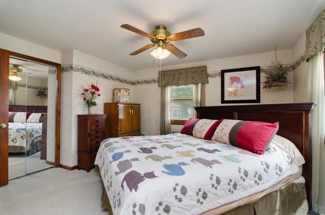 1266 SHADOW LANE, Green Bay, WI 54304