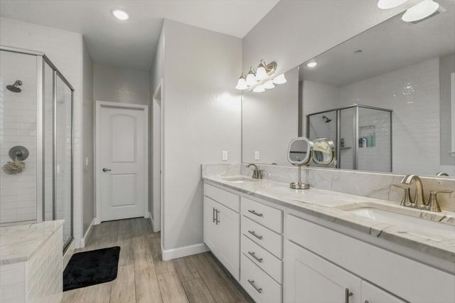 2090 Chancellor Avenue, Tulare, CA 93274