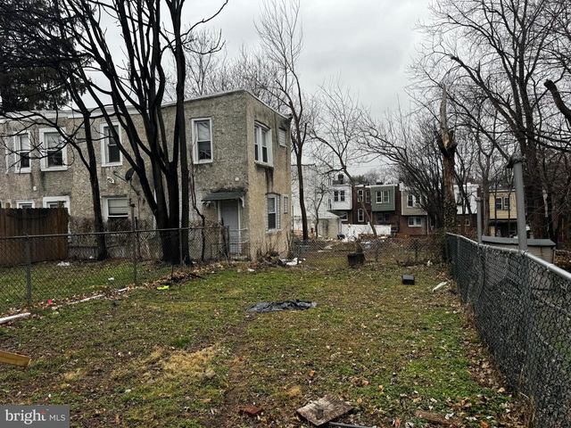 106 N 2ND ST, Darby, PA 19023