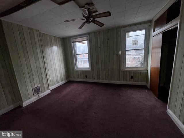 106 N 2ND ST, Darby, PA 19023