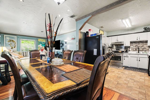 1003 Ash Street, Irving, TX 75060