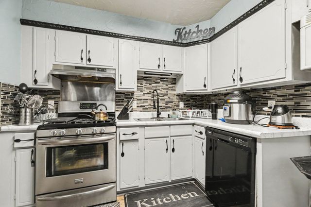 1003 Ash Street, Irving, TX 75060